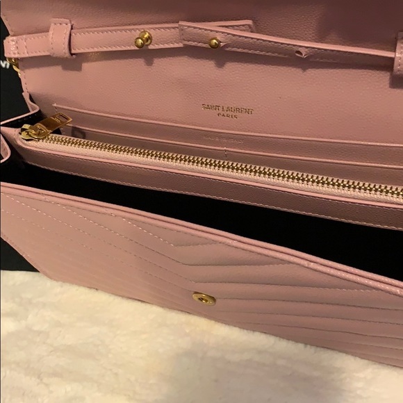 Saint Laurent Monogram Chain Wallet Bag - Picture 4 of 4